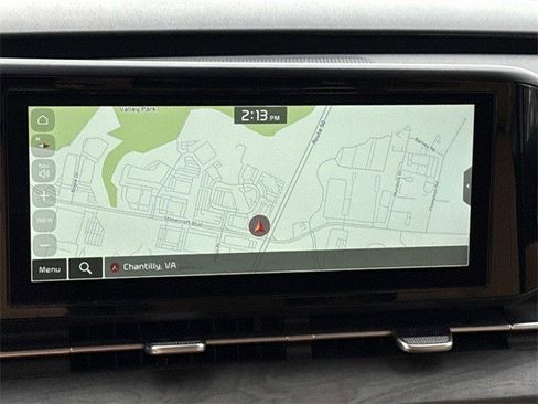 Used 2024 Kia Carnival EX image 19