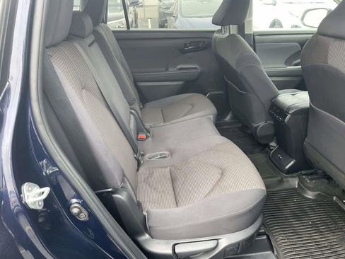 Used 2023 Toyota Highlander LE image 44