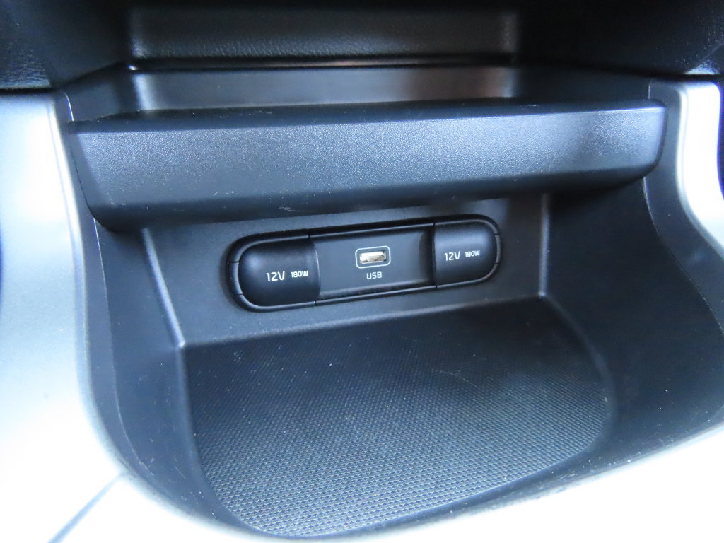 Used 2024 Kia Seltos LX AWD/4WD image 45