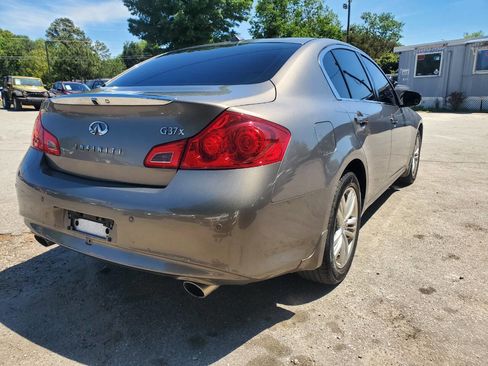 Used 2011 INFINITI G37 x Sedan w/ Premium Pkg image 7