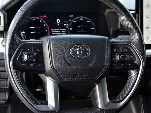 Certified 2024 Toyota Tacoma TRD Off-Road AWD/4WD image 17