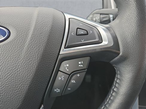 Used 2024 Ford Edge SEL w/ Convenience Package image 15