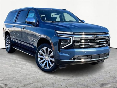 New 2026 Chevrolet Suburban Premier image 1