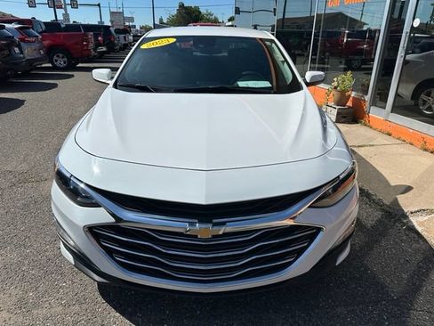 Used 2023 Chevrolet Malibu LT FWD image 2
