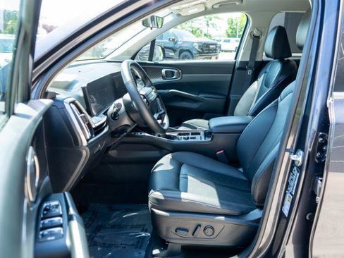 Certified 2026 Kia Sorento S AWD/4WD image 11