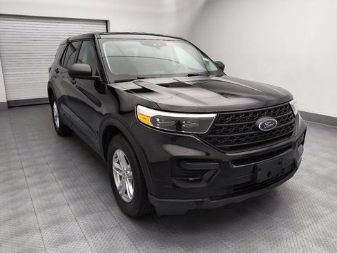 Used 2023 Ford Explorer 4WD image 13