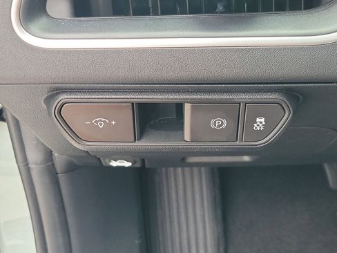 Used 2025 Kia K4 FWD image 29