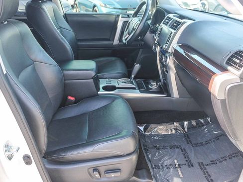 Used 2023 Toyota 4Runner Limited AWD/4WD image 17
