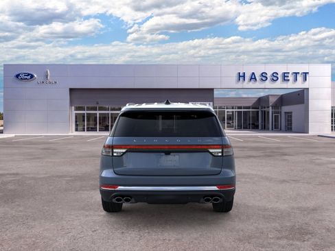 New 2026 Lincoln Aviator AWD image 5