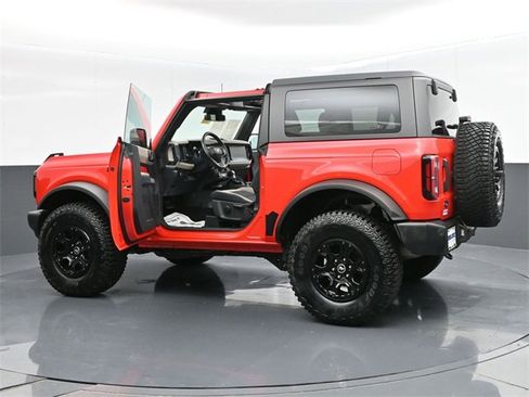 Used 2022 Ford Bronco Wildtrak image 66