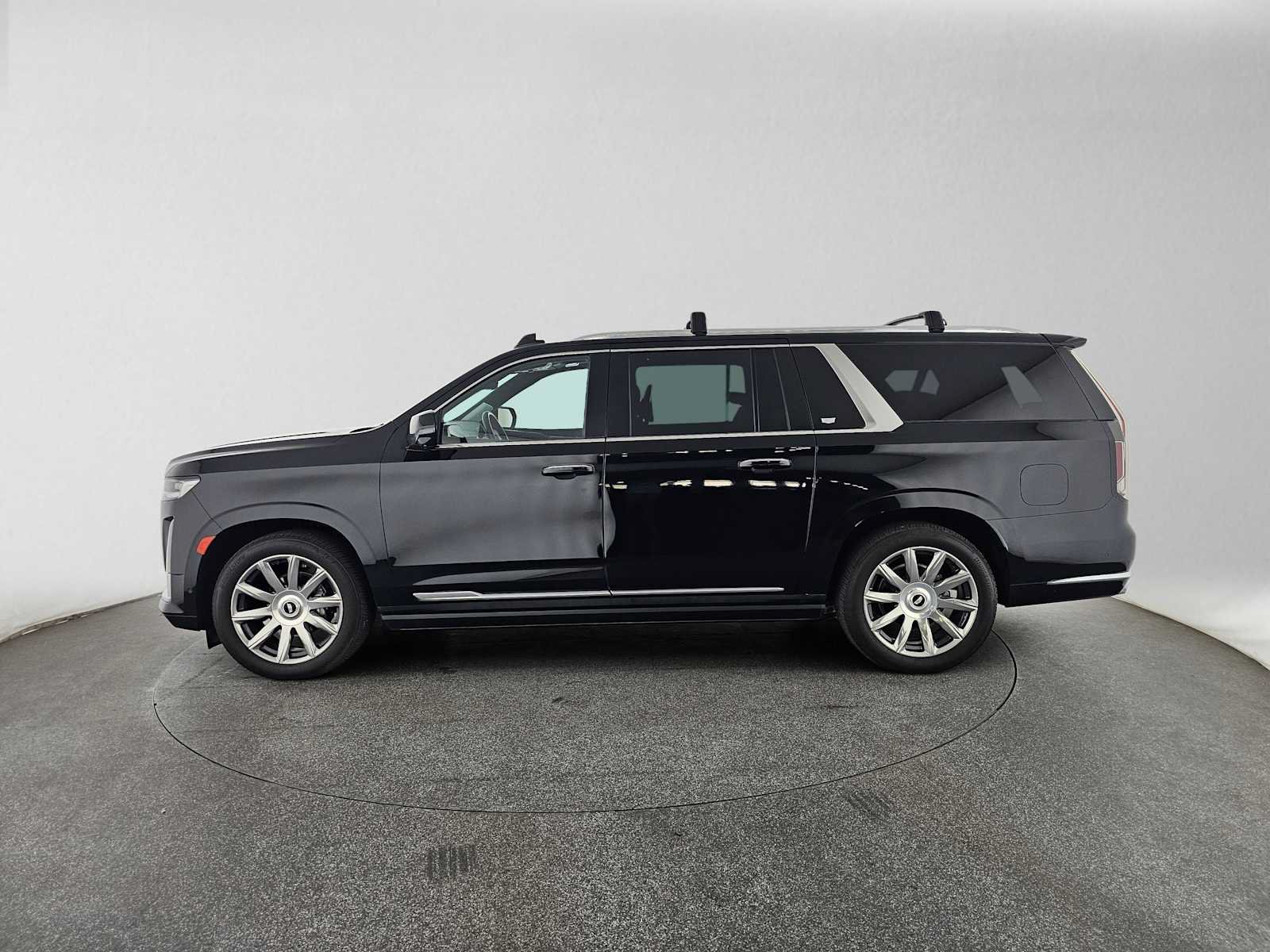 Certified 2024 Cadillac Escalade ESV Premium Luxury Platinum AWD/4WD image 6