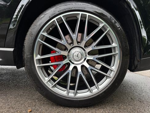 Used 2025 Mercedes-Benz GLS 63 AMG 4MATIC image 60