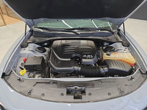 Used 2021 Dodge Charger SXT w/ Blacktop Package image 25