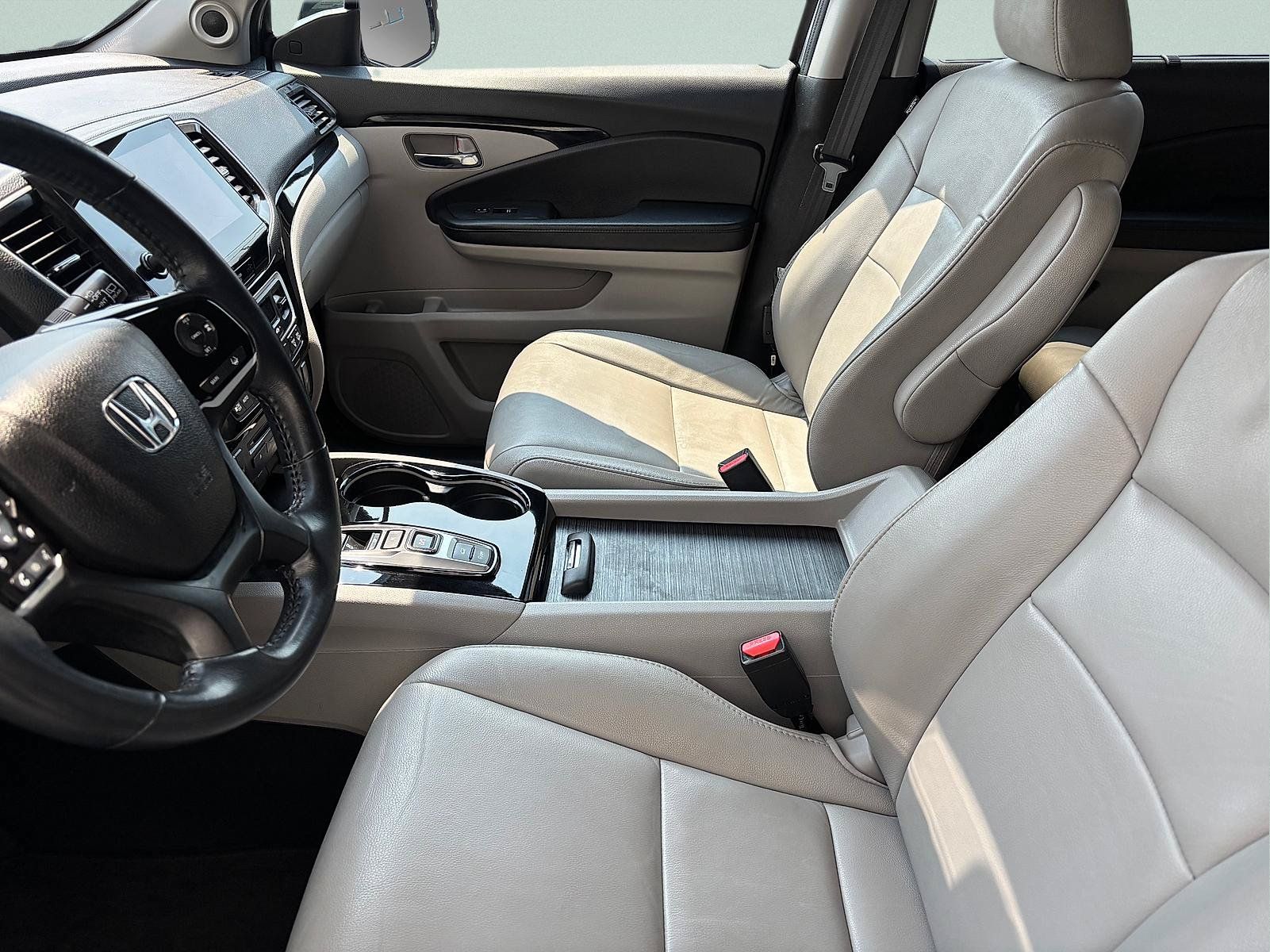 Certified 2022 Honda Pilot Touring image 17