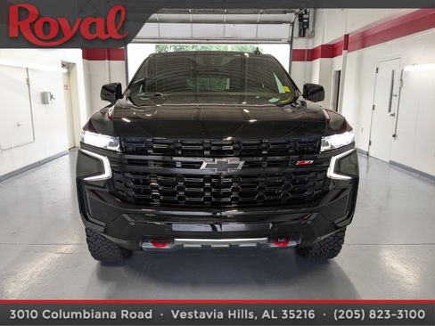 Used 2023 Chevrolet Tahoe Z71 w/ Luxury Package AWD/4WD image 6