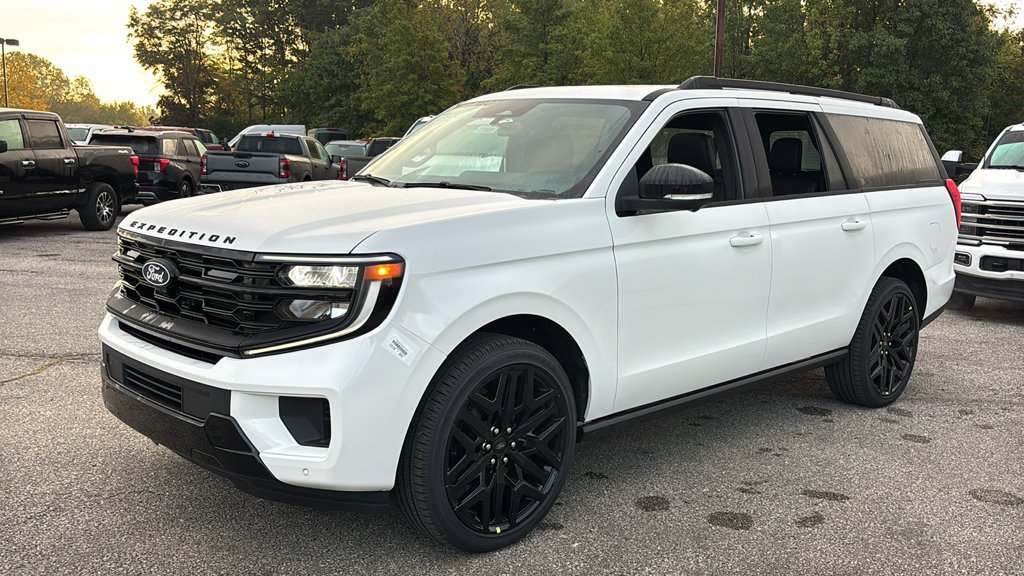 New 2027 Ford Expedition Max Platinum w/ Stealth Performance Package AWD/4WD image 2