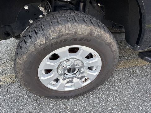 Used 2024 Ford F250 XLT image 11