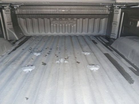 Used 2024 GMC Sierra 2500 AT4 w/ AT4 Premium Plus Package image 8