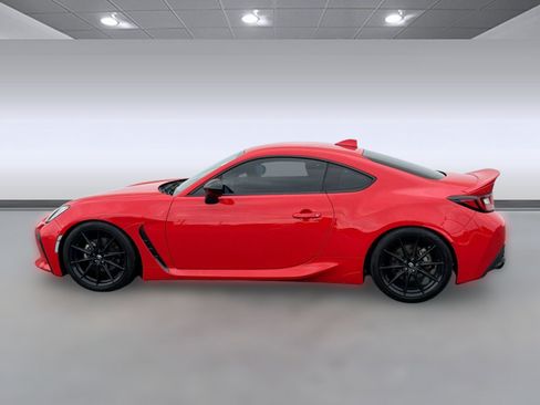 Used 2022 Toyota GR86 Premium RWD image 2