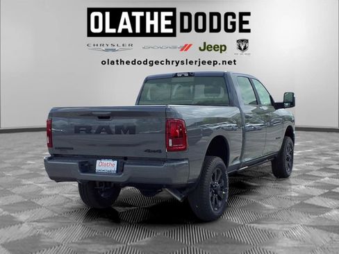 New 2026 RAM 2500 Laramie AWD/4WD image 27