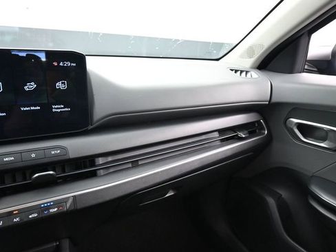 Used 2025 Kia K4 LXS image 20