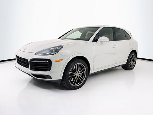 Certified 2023 Porsche Cayenne S Platinum image 1