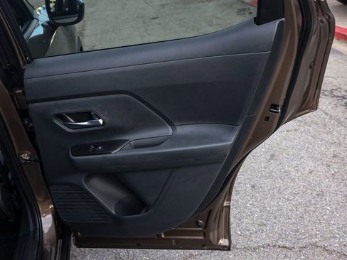 New 2026 Nissan Kicks SV image 19