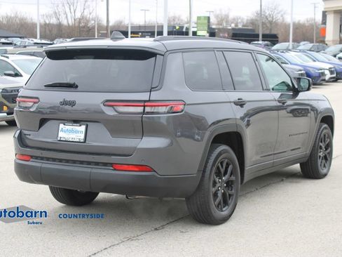Used 2024 Jeep Grand Cherokee L Laredo AWD/4WD image 5