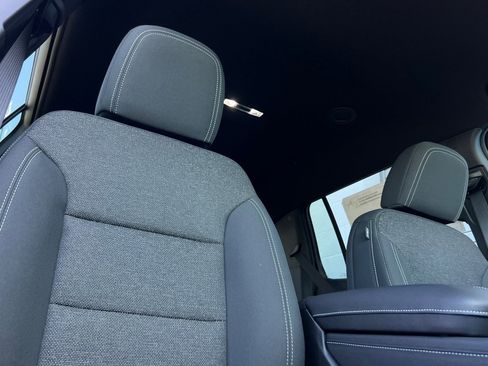 New 2025 Chevrolet Traverse LT w/ Enhanced Driving Package image 20