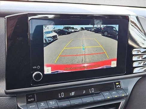 Used 2025 Toyota Camry LE FWD image 17