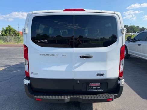 Used 2018 Ford Transit 150 XL RWD image 7