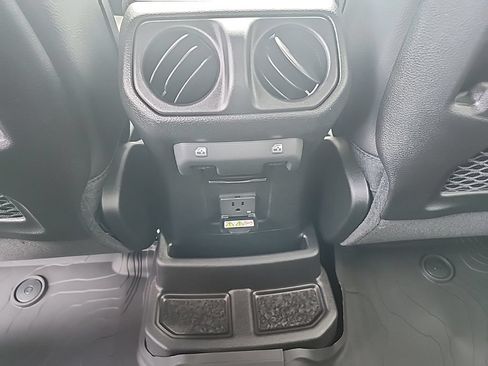 New 2026 Jeep Wrangler Unlimited Sahara AWD/4WD image 23
