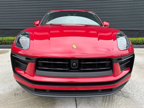 Used 2026 Porsche Macan Turbo AWD/4WD image 8