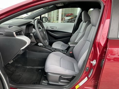 Used 2023 Toyota Corolla SE image 7