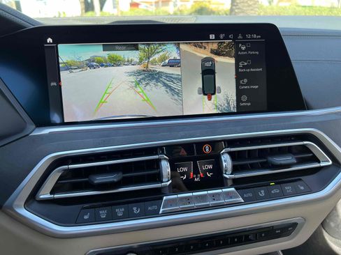 Used 2021 BMW X5 sDrive40i w/ Premium Package image 8