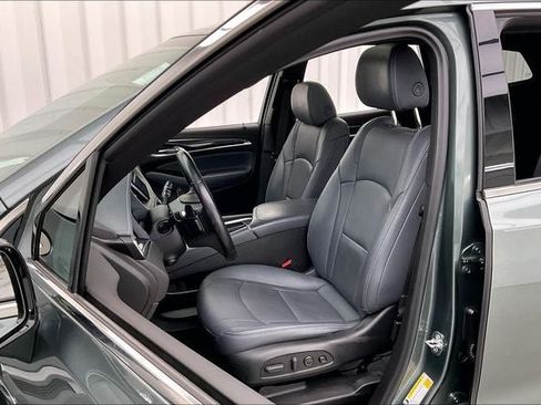 Used 2023 Buick Enclave Premium w/ Experience Buick Package AWD/4WD image 8