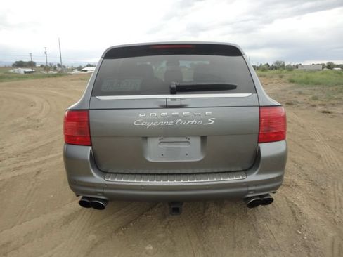 Used 2006 Porsche Cayenne Turbo S AWD/4WD image 8