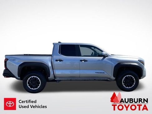 Certified 2024 Toyota Tacoma TRD Off-Road w/ TRD Off Road Upgrade Package AWD/4WD image 9