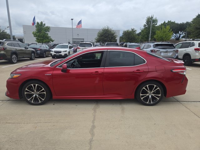 Used 2020 Toyota Camry SE FWD image 5