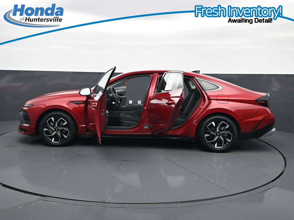 Used 2025 Hyundai Sonata SEL FWD image 42