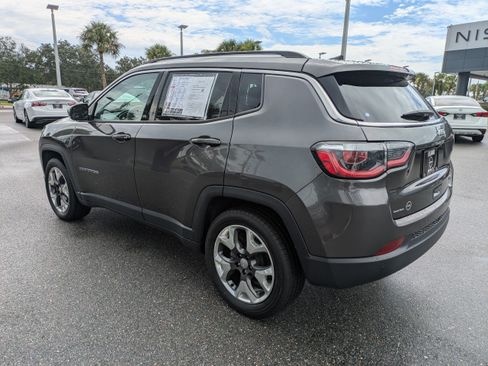 Used 2018 Jeep Compass Limited w/ Navigation Group FWD image 6