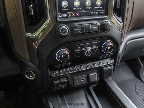 Used 2022 Chevrolet Silverado 3500 High Country w/ Technology Package AWD/4WD image 23