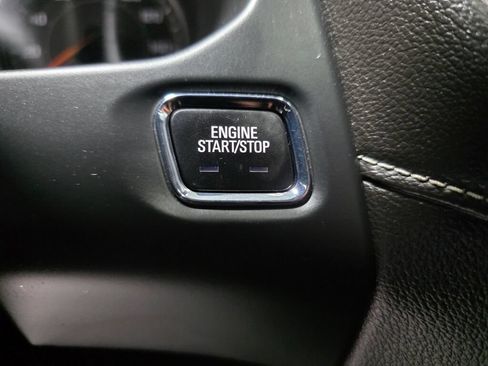 Used 2023 GMC Acadia SLE w/ Driver Convenience Package AWD/4WD image 17