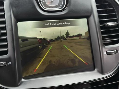 Used 2023 Chrysler 300 S image 17