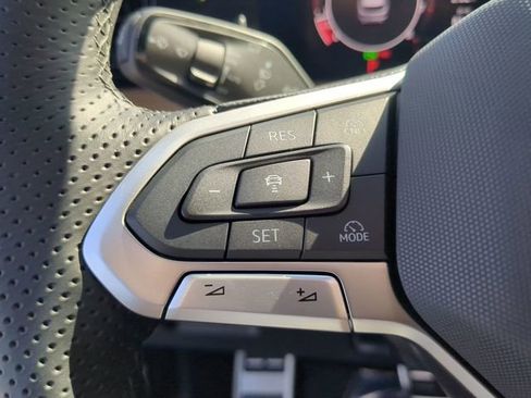 New 2026 Volkswagen Tiguan SEL R-Line AWD/4WD image 29