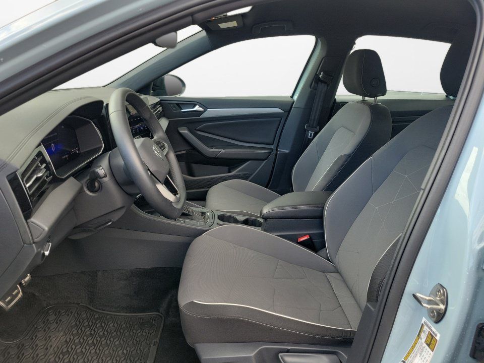 Certified 2026 Volkswagen Jetta Sport FWD image 9