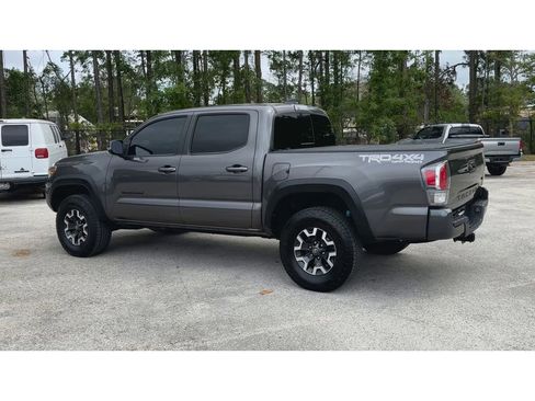 Used 2021 Toyota Tacoma TRD Off-Road w/ Technology Package AWD/4WD image 6