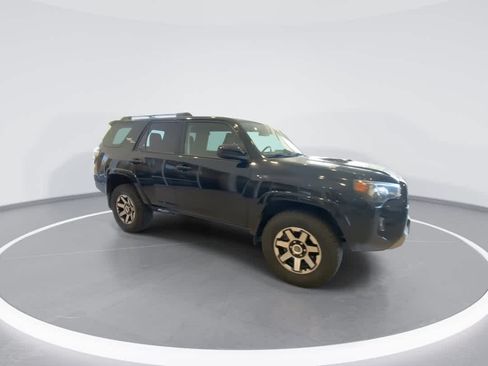 Used 2024 Toyota 4Runner TRD Off-Road AWD/4WD image 2