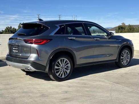 New 2025 INFINITI QX50 Pure image 4