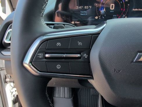 New 2026 Chevrolet Traverse LT w/ Driver Confidence Package FWD image 19
